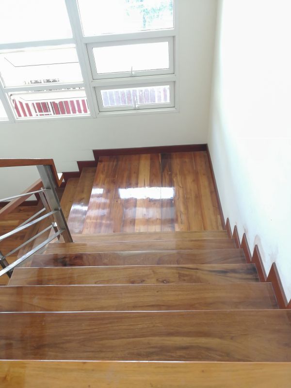 Staircase Remodeling Service
